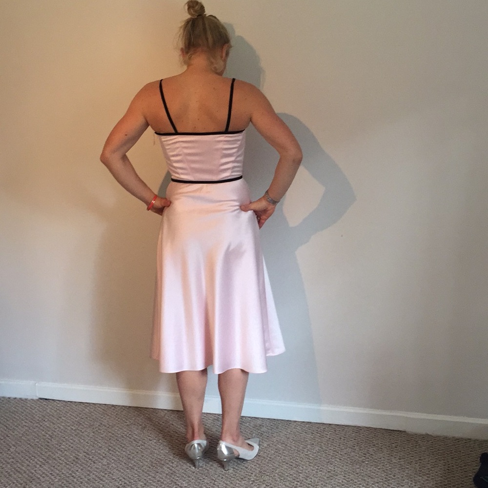 Dress - Picture 2 of 6